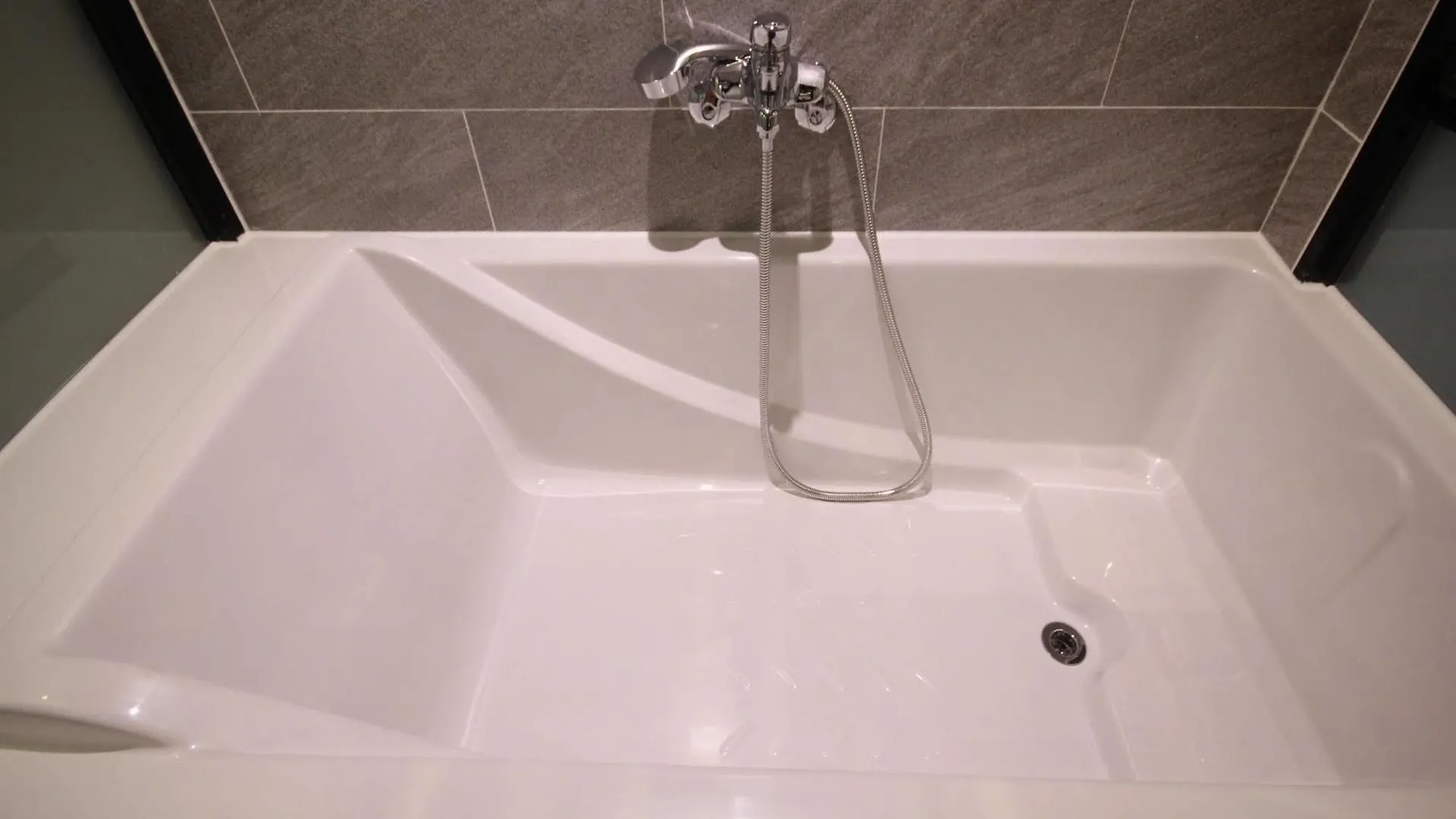 Hotel G7 Busan 2*,  South Korea